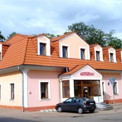 Reštaurácia / Penzión Červený Mak